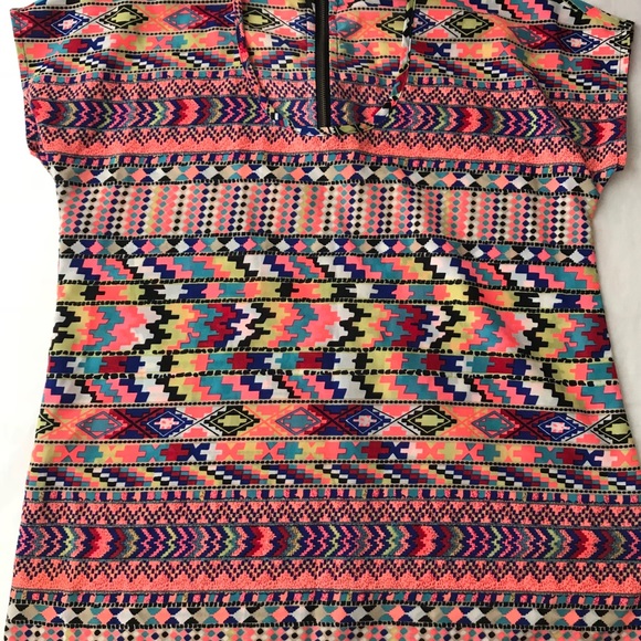 Fun & Flirt Tribal Pattern Top - Picture 1 of 4